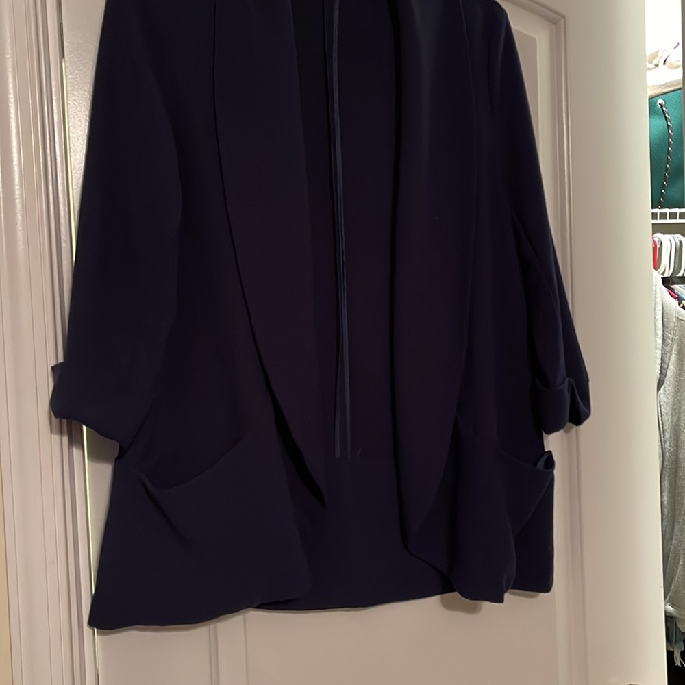 Navy Blue and Black Time & Tru Cropped Sleeve Blazer - Picture 2 of 4